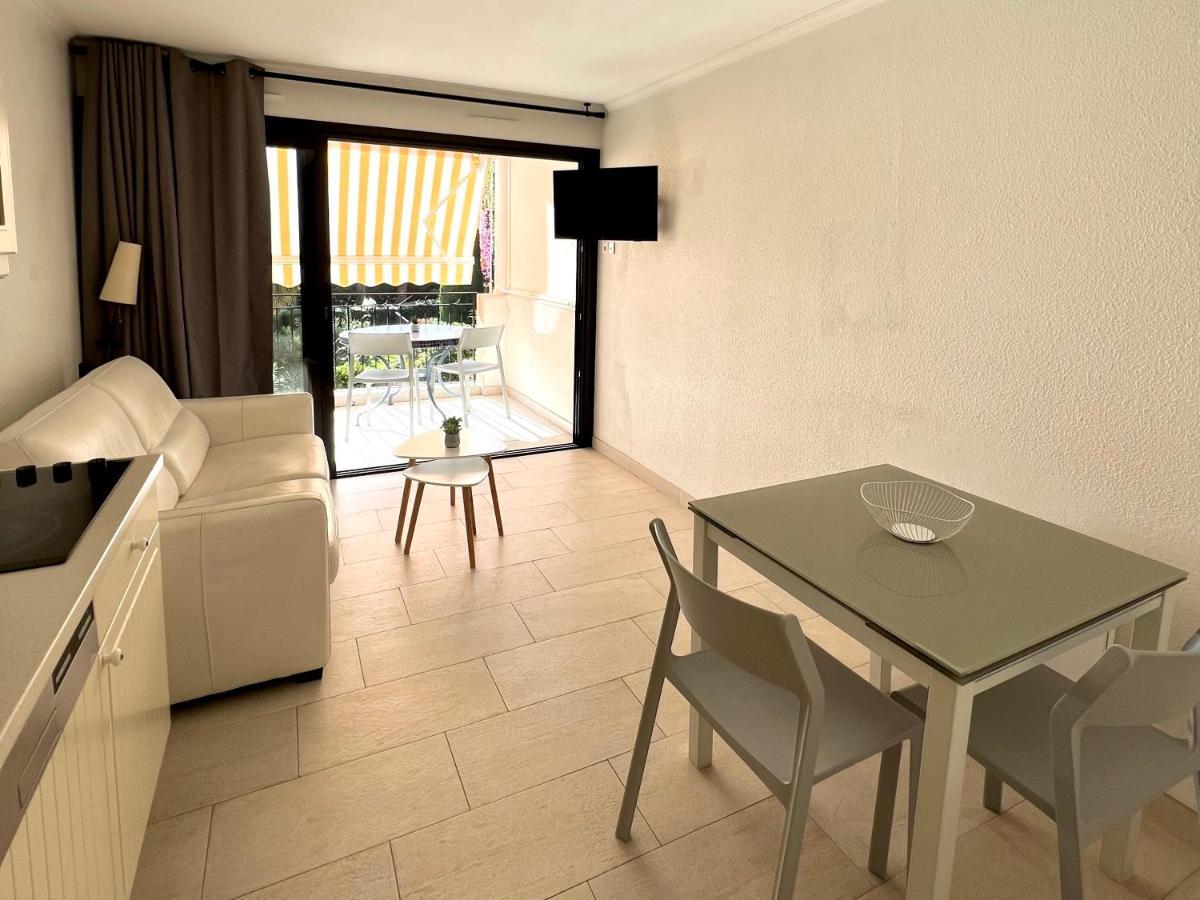 Casa Alessia - วีลล์ฟรองซ์-ซูร์-แมร์ ภายนอก รูปภาพ